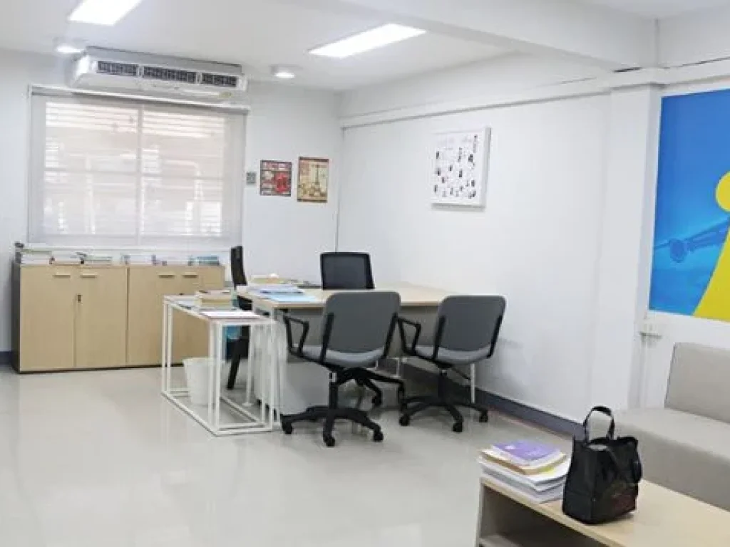 OFR00195Office For Rent ให้เช่าอาคารพาณิชย์5ชั้น แยกรัชดา-ลาดพร้าว 95000THBMonth