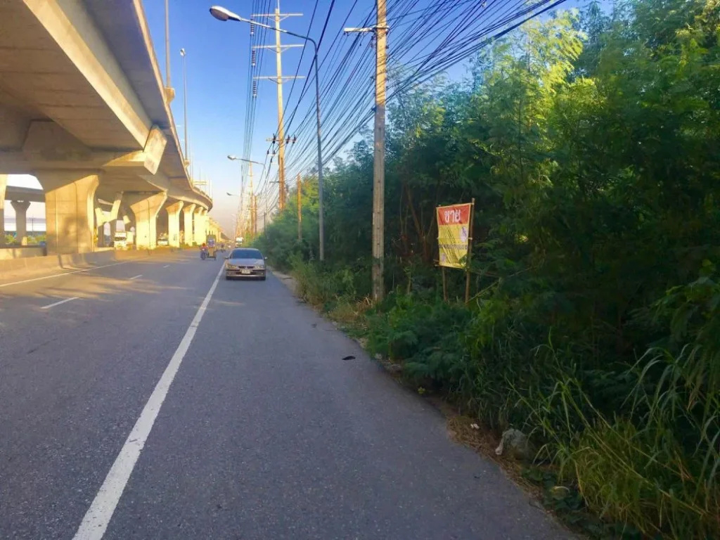 ขายที่ดินทำเลสวย ทางคู่ขนานถนนบางนา-ตราด