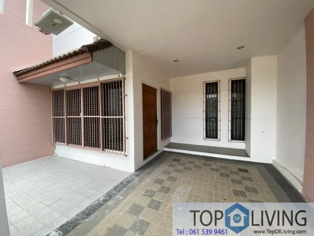 Unfurnished Townhouse for rent at Prime Place SK Soi 105 easy acess to Bangkok Patana School