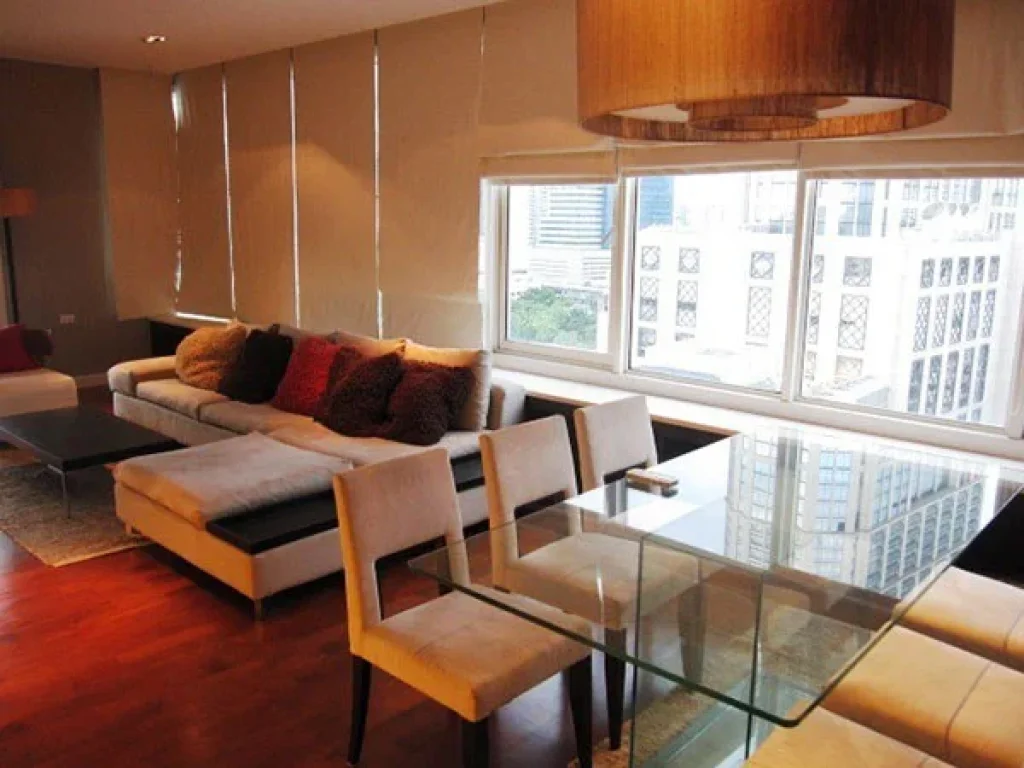 คอนโดที่ สุขุมวิท 24 แบบ 3 ห้องนอน 5 นาทีจาก BTS พร้อมพงษ์ For Rent A 3 Bedroom Unit Condo in Phrompong