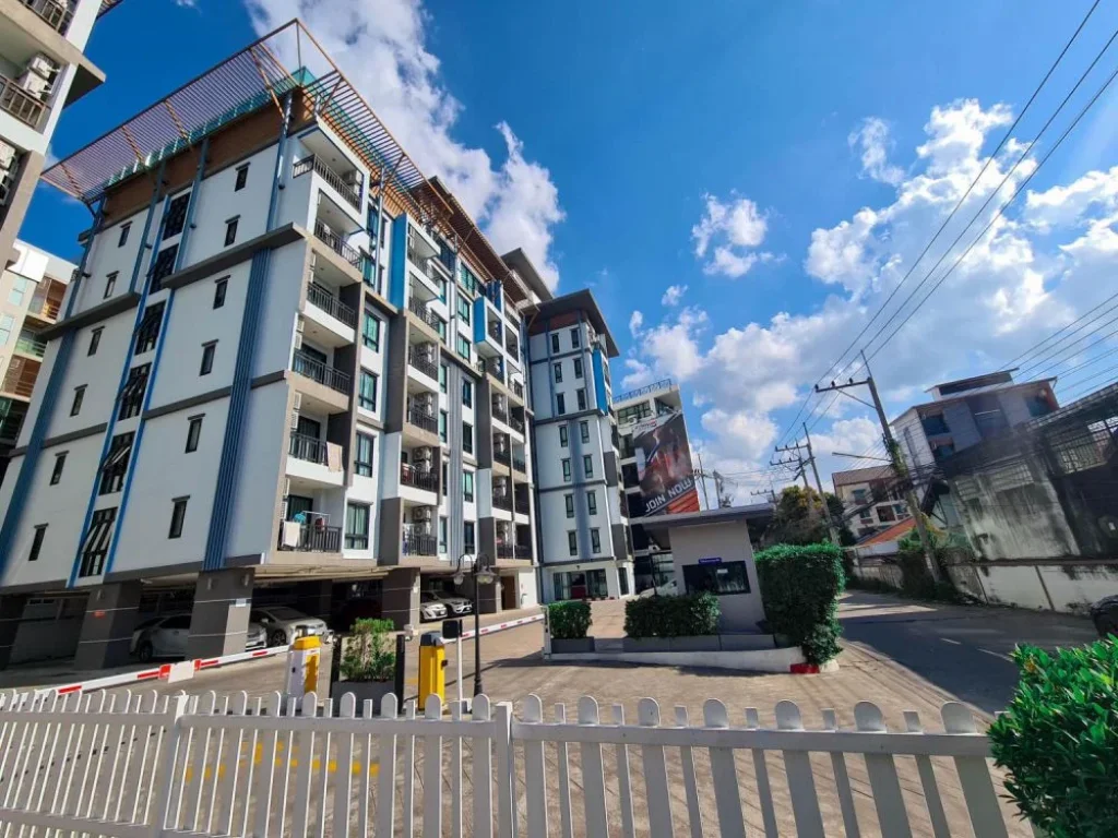 ขายดีทู คอนโดมิเนียม บางแสนชลบุรี D2 Bangsaen Condominium ใกล้ มบูรพา650 เมตร ชายหาดบางแสน อยู่ชั้น3 แต่งครบพร้อมเฟอร์นิเจอร์ Built-in พื้นที่33