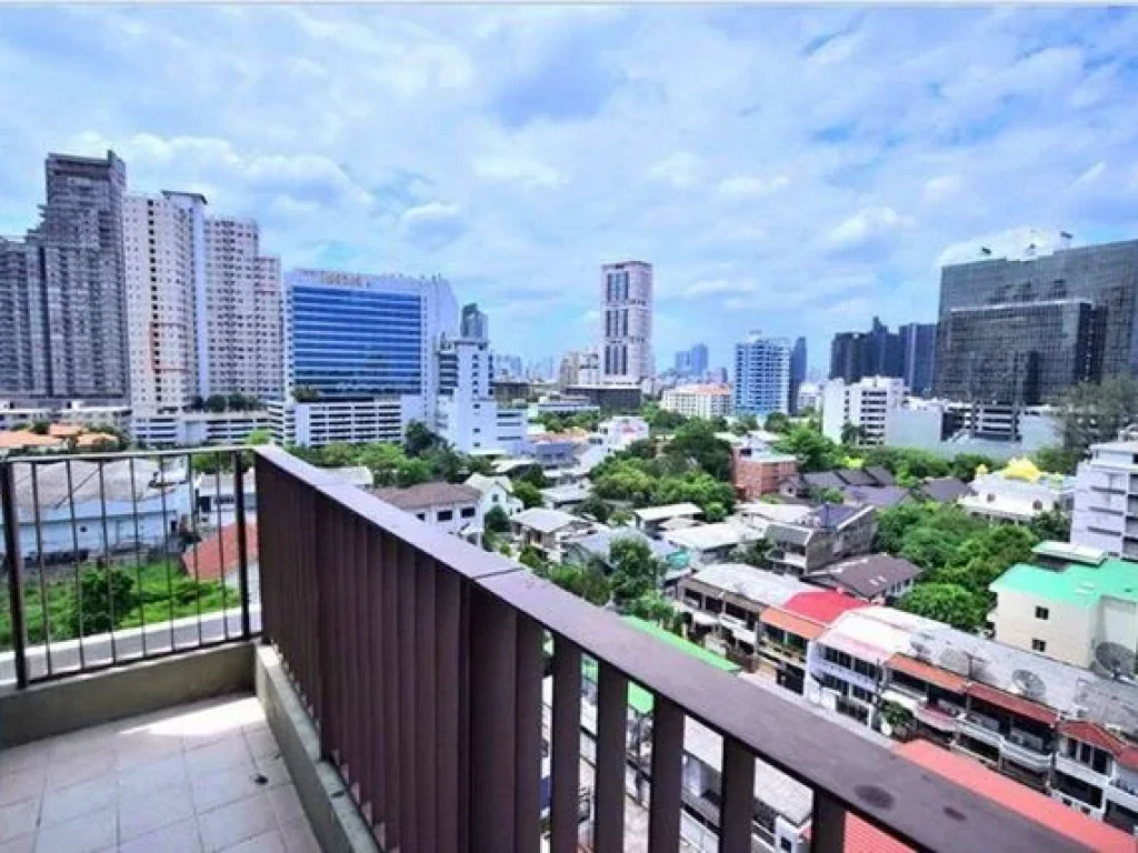 The Emporio Place Sukhumvit 24 For Rent Duplex Corner Unit