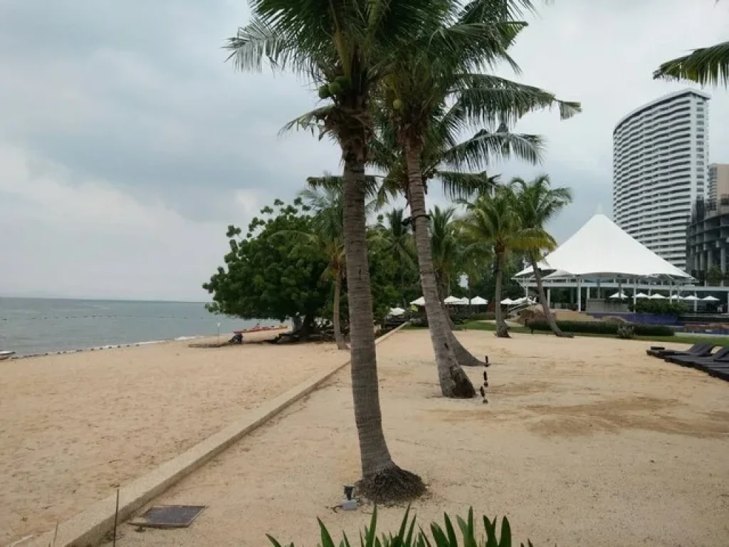 ขายคอนโดสวยวิวทะเล Movenpick White Sand Beach Pattaya ราคาถูก