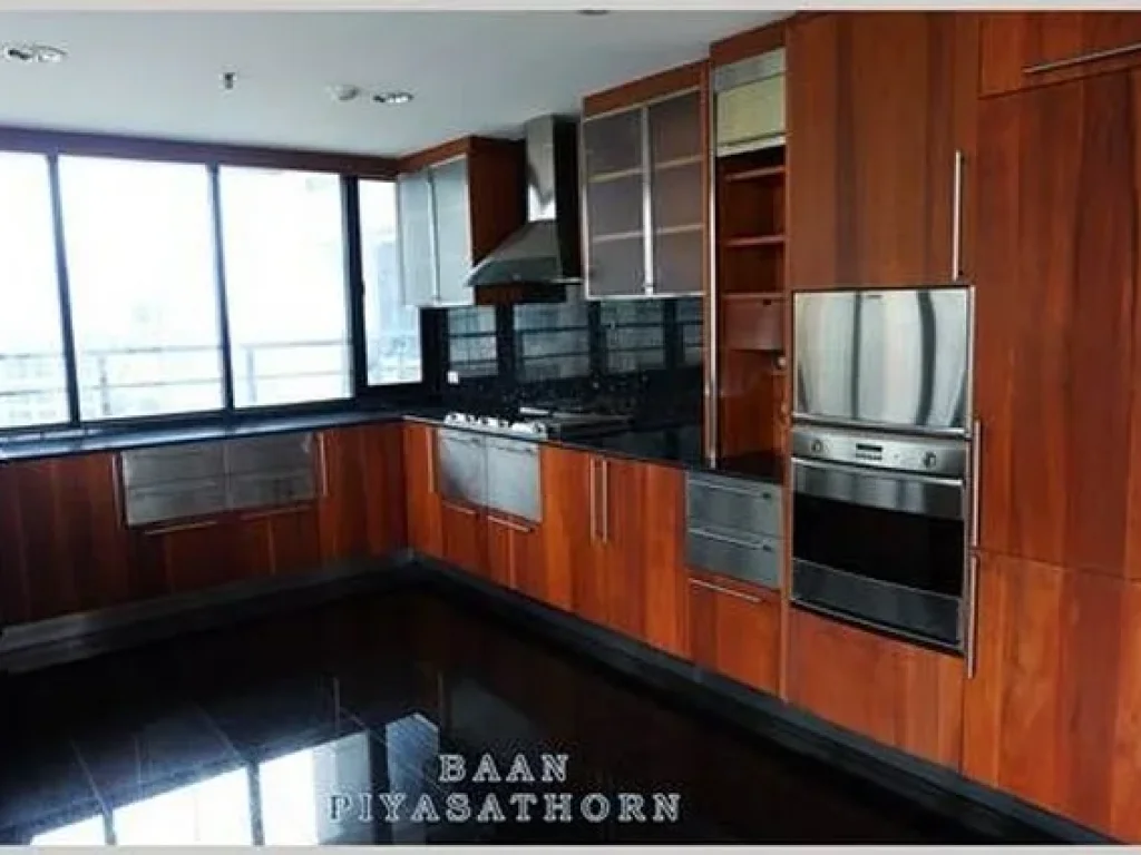 ขาย Penthouse บ้านปิยะสาธร BAAN PIYASATHORN ชั้น 31-33 ห้องขนาด 337 ตรม 3 ห้องนอน 3 ห้องน้ำ