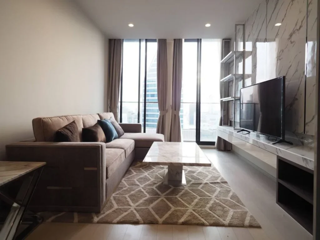 เช่าด่วน ห้องสวยใหม่กิ๊ก แบบ 2 ห้องนอน ที่ คอนโด Noble เพลินจิต For Rent A Brand New and Nicely Decor 2 Bed Unit at Noble Ploenchit