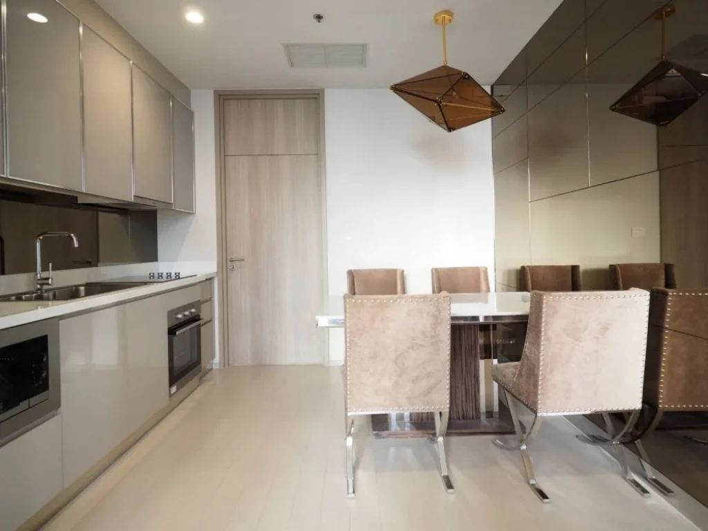 เช่าด่วน ห้องสวยใหม่กิ๊ก แบบ 2 ห้องนอน ที่ คอนโด Noble เพลินจิต For Rent A Brand New and Nicely Decor 2 Bed Unit at Noble Ploenchit