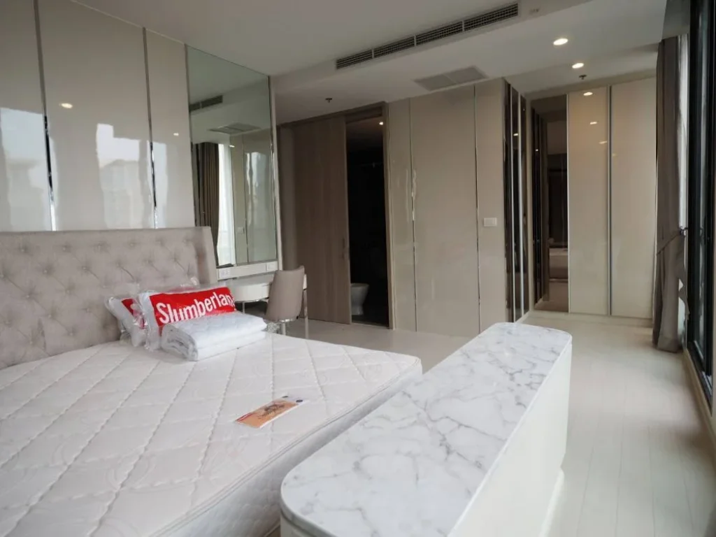 เช่าด่วน ห้องสวยใหม่กิ๊ก แบบ 2 ห้องนอน ที่ คอนโด Noble เพลินจิต For Rent A Brand New and Nicely Decor 2 Bed Unit at Noble Ploenchit