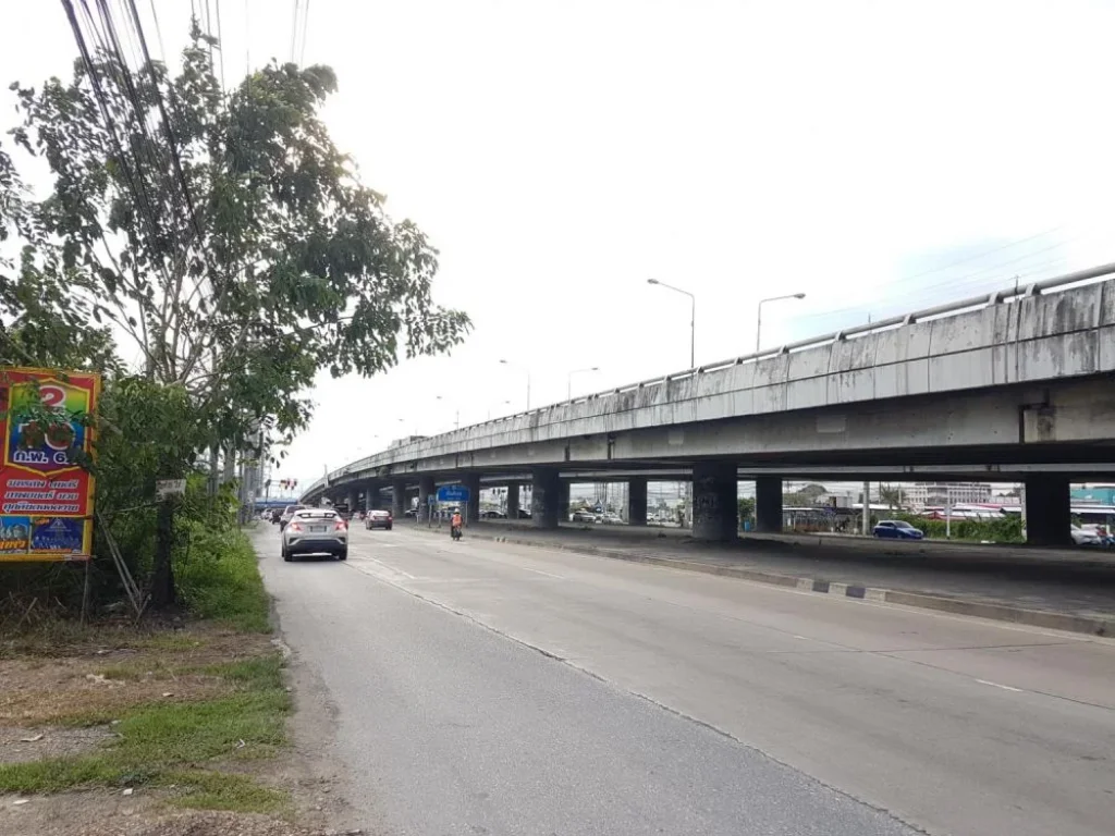 ให้เช่าที่ดินแปลงใหญ่ แยกสันติสุข ปทุมธานี 6 ไร่กว่า