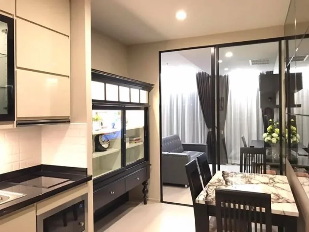 For rent Noble Ploenchit Condo Ready to move in 47 sqm