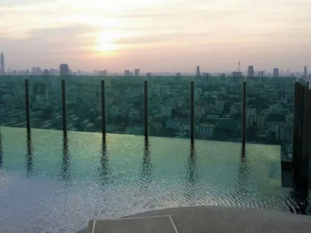 Life Ratchadapisek Condo 2 bedrooms 1 bathroom 46 sqm on 35th floor