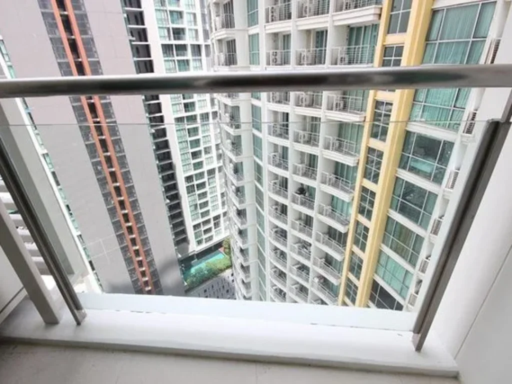 For rent Sky Walk Condominium ให้เช่า สกายวอล์ค คอนโดมิเนียม