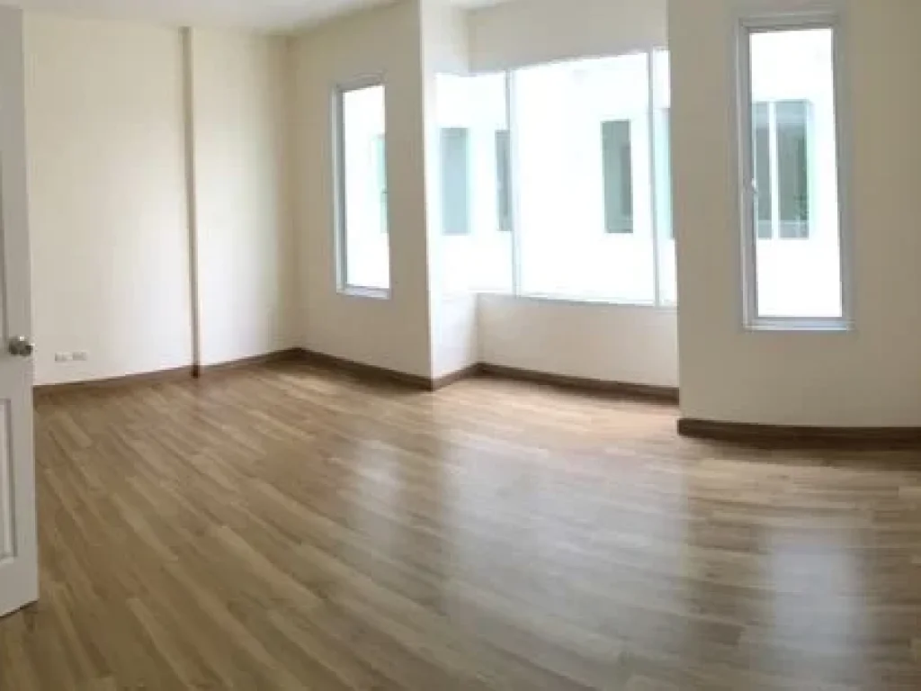 HR00604Townhome For Rent Premium place ซสุคนธสวัสดิ์ 38 35000THBMonth