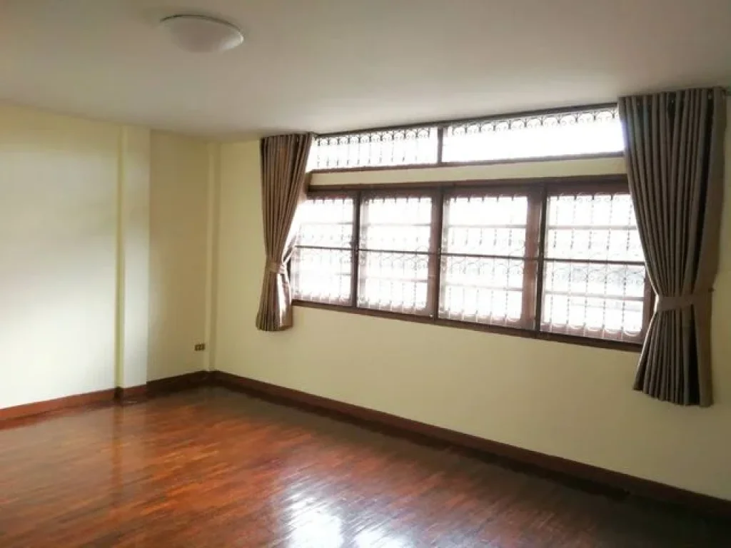 HR00603Townhouse For Rent ทาวน์เฮ้าส์ ซอยลาดพร้าว 48 25000THBMonth