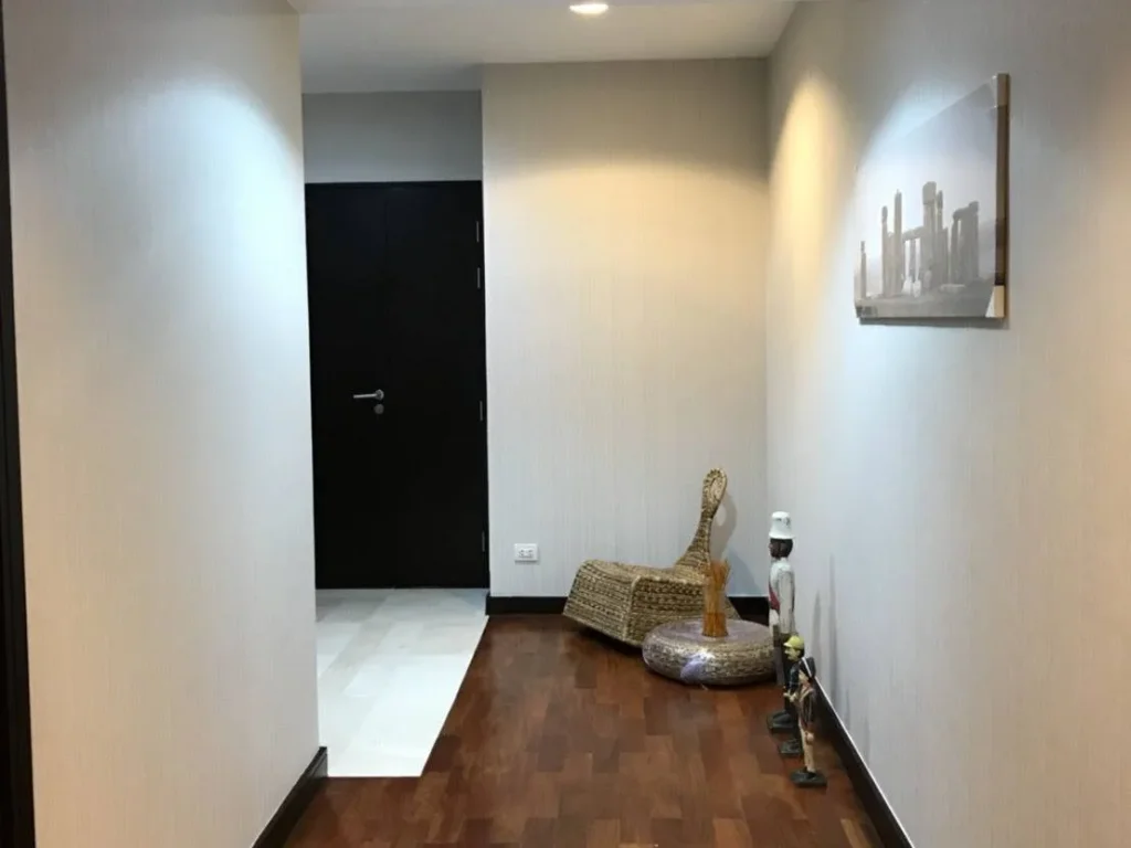 ให้เช่า คอนโดหรูพร้อมอยู่ที่ Wilshire สุขุมวิท 22 แบบ 3 ห้องนอน Rent A Nice 3 Bedroom Unit at A High-end Condo in Sukhumvit 22