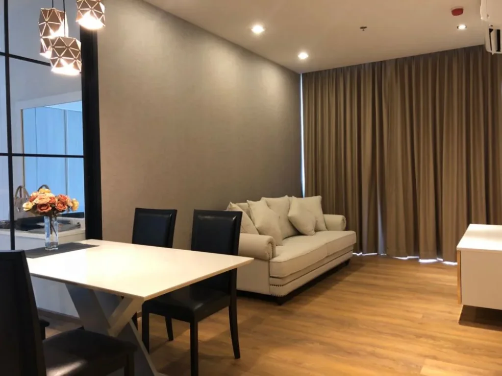 Condo for Rent Park 24 Sukhumvit 24 in central of bangkok 2 Bedroom 2 Bathroom Emporium Emquartier