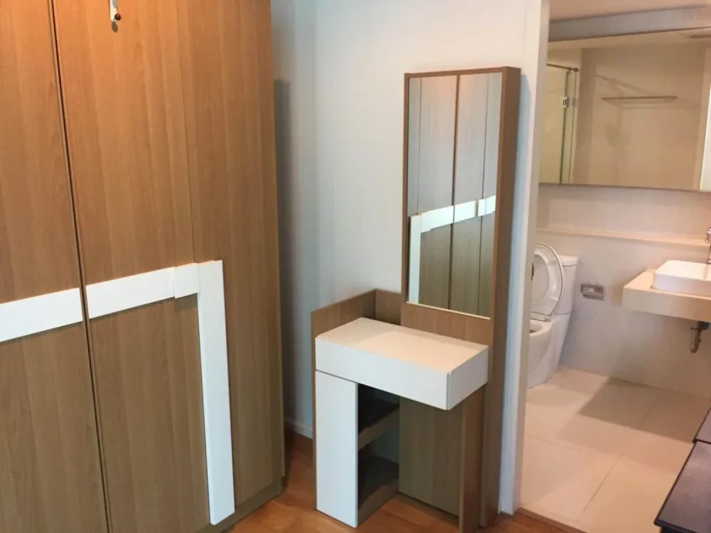 Rent Focus On Saladeang 1 bedroom 35 sqm 4 fl BTS Saladaeng code R- K0390