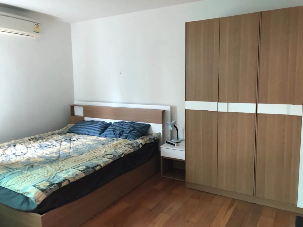 Rent Focus On Saladeang 1 bedroom 35 sqm 4 fl BTS Saladaeng code R- K0390