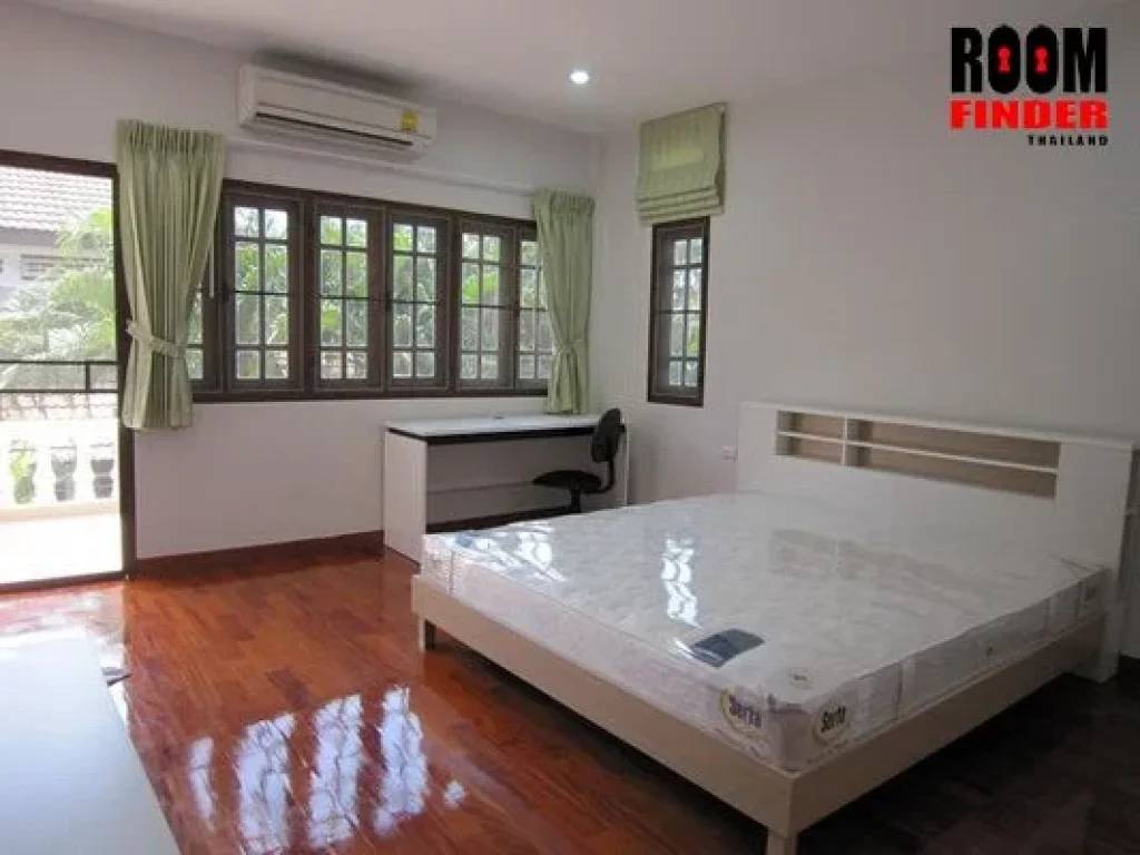 เช่า FOR RENT SUAN NAKARIN VILLAGE 4 beds 3 baths 200 Sqw58000 NEAR SEACON SQUARE