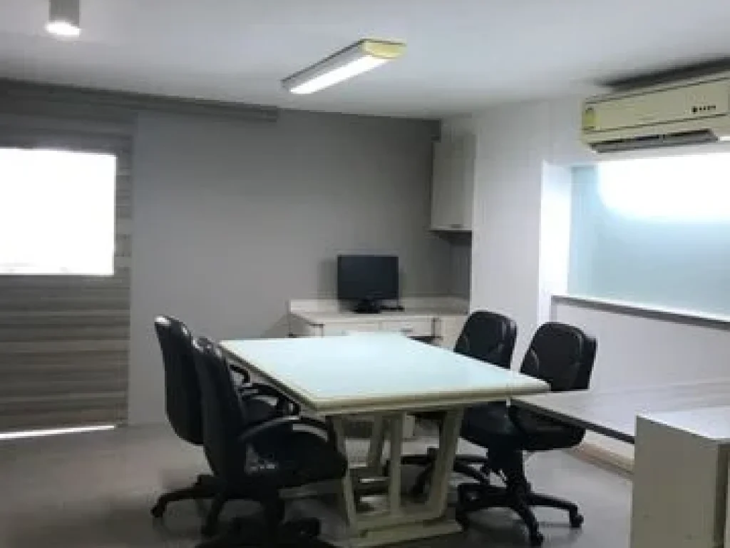 OFR00190Office For Rent อาคารพาณิชย์ ชั้นล่าง ลาดพร้าว-วังหิน 18000THBMonth