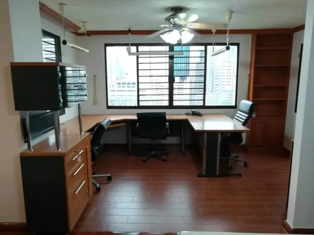 Condo for rent Pearl Garden Condominium in CBD Silom soi 3 Size 160 sqm 2 bedroom 3 bathroom