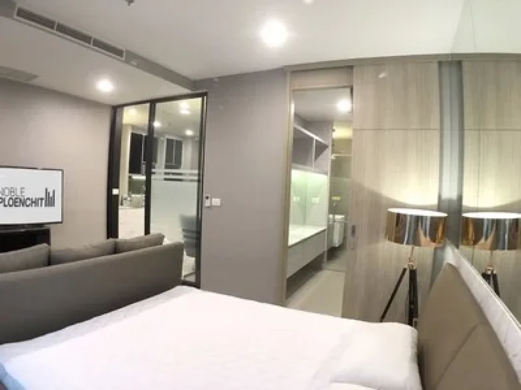 เช่า โนเบิล เพลินจิต ตึก A ชั้น 4 วิวสระ 47 sqm NOBLE PLOENCHIT - BTS Ploenchit