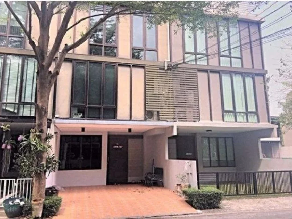 F100ขายออฟฟิศ สไตล์ Loft เป็นTown Home 3 ชั้น เกษตร- นวมินทร์