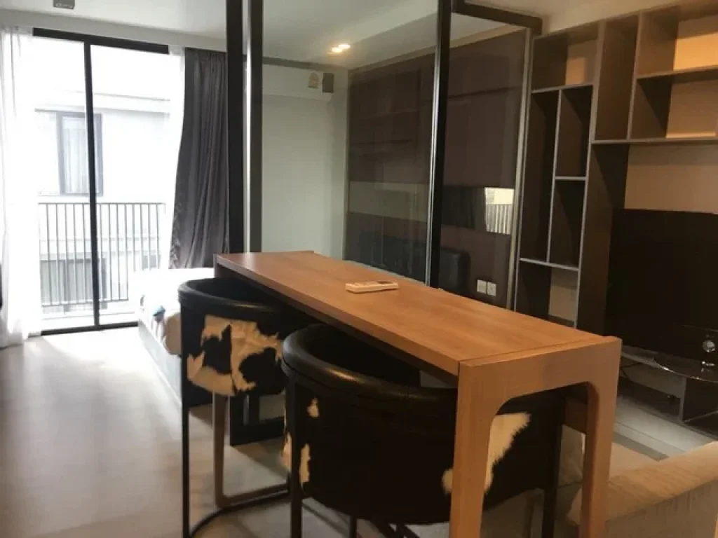 bedroom for rent at Maestro 02 Ruamrudee nearby BTS Ploenchit