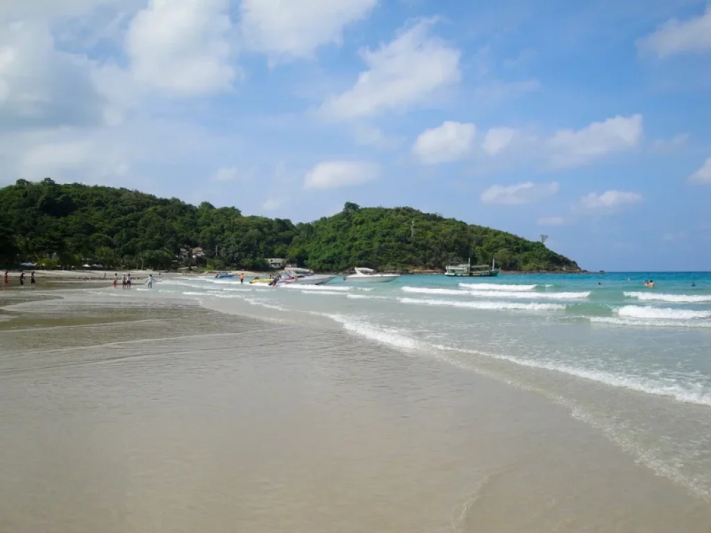 ขายบ้านหรูคู่ชายหาด หลังใหญ่ ติดทะเล สงบ เป็นหาดส่วนตัว หาดแม่พิมพ์ โฉนดพร้อมโอน