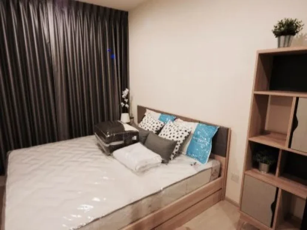 ให้เช่า Life Asoke Condo เพียง 1 ก้าว จาก MRT เพชรบุรี 355ตรม ชั้น12 ทิศเหนือ fully furnished