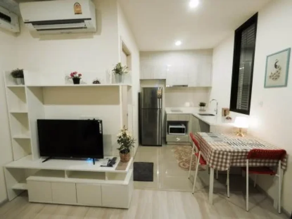 ให้เช่า Life Asoke Condo เพียง 1 ก้าว จาก MRT เพชรบุรี 355ตรม ชั้น12 ทิศเหนือ fully furnished