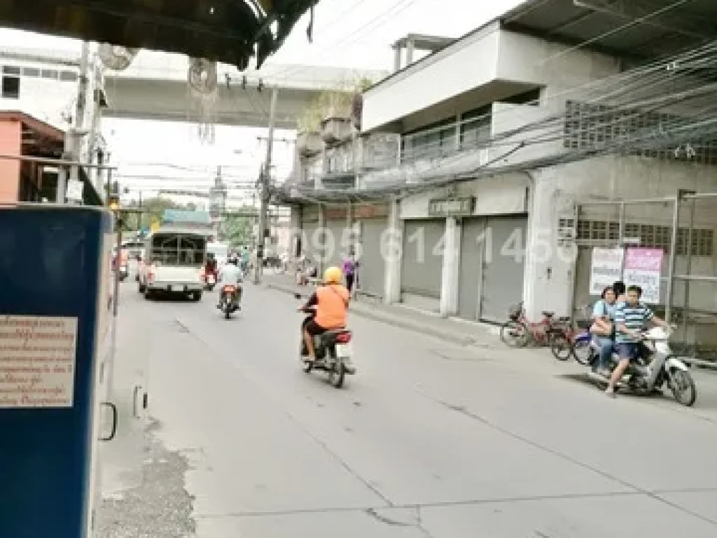 ที่ดิน สมุทรปราการ ใกล้สำนักงานจังหวัด 50มจาก ถ สุขุมวิท 200ตรว ใกล้BTSสมุทรปราการ BTSศรัีนครินทร์