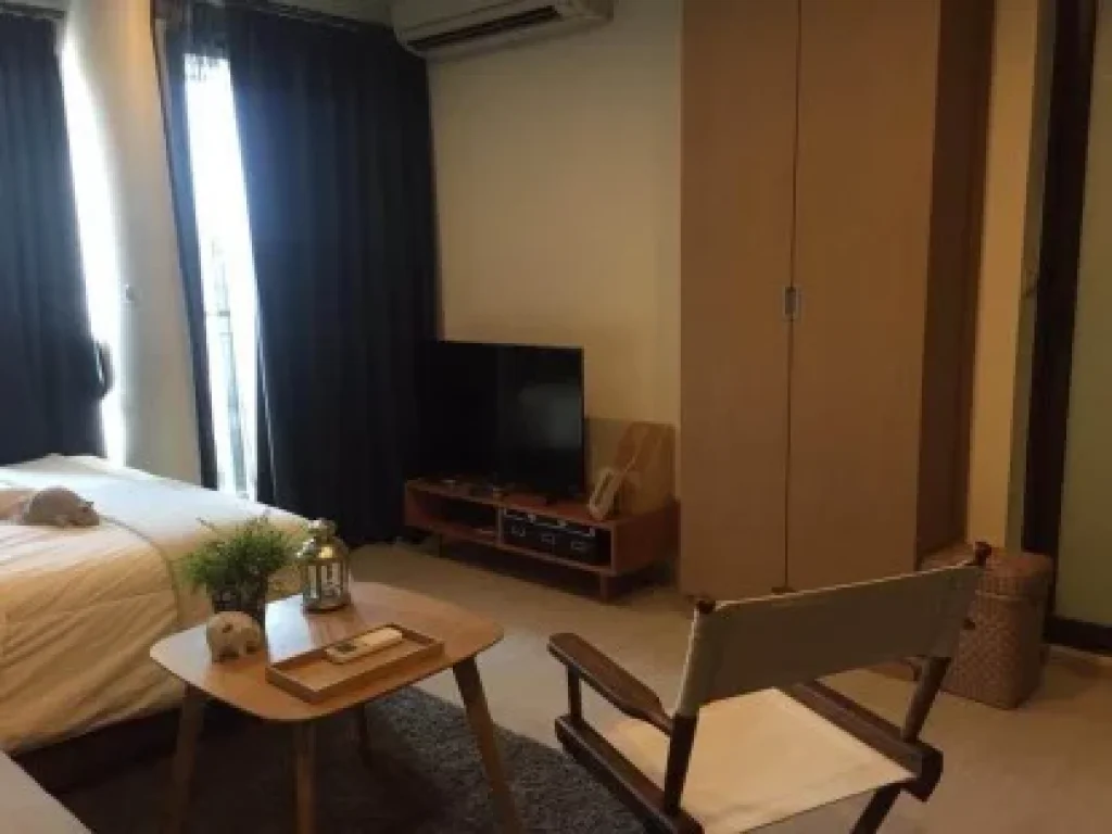 For rent Condo Rhythm Asoke 1Bed 2150ตรม ชั้น 11 วิวสระ ใกล้ MRT fully furnished