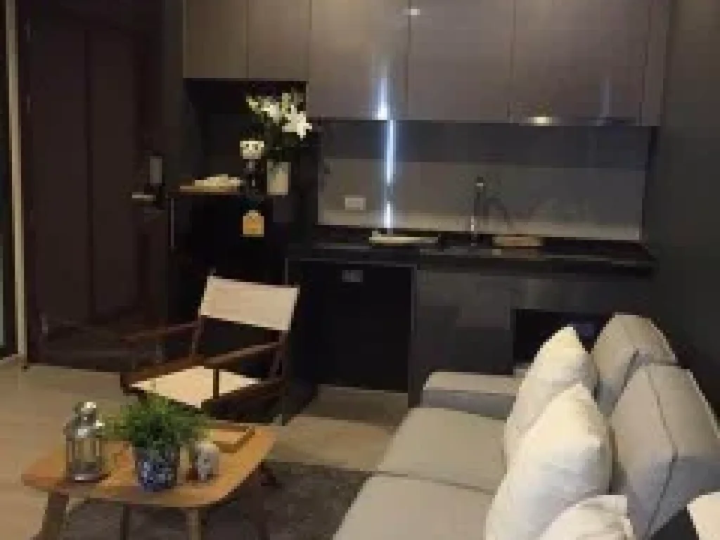 For rent Condo Rhythm Asoke 1Bed 2150ตรม ชั้น 11 วิวสระ ใกล้ MRT fully furnished