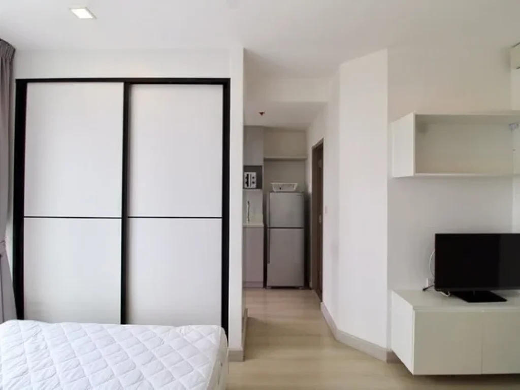 Condo for rent Ideo Mobi Sukhumvit81 22 sqm near BTS On Nut Station Fully furnished