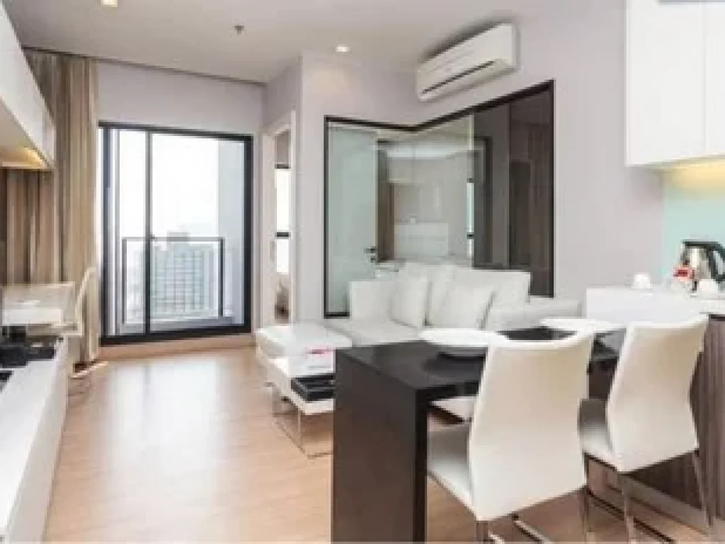 For Rent Urbano Absolute Sathon-Taksin 1 Br 38 sqm 18000THB Near BTS Krung Thon Buri