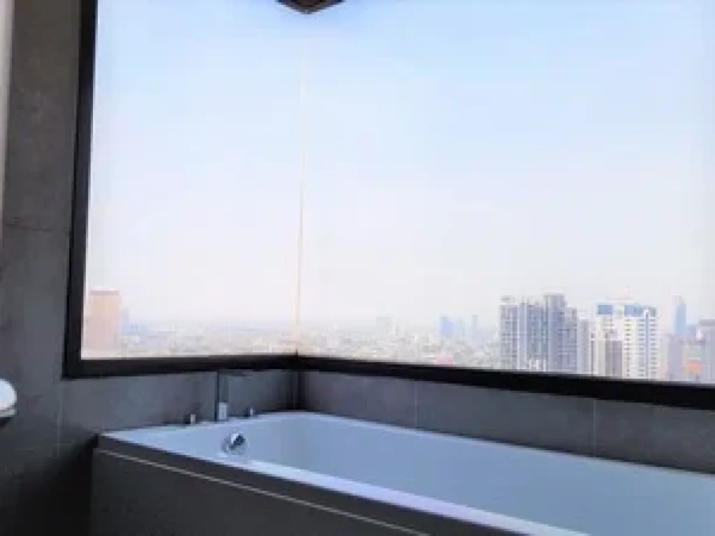 For Rent Urbano Absolute Sathon-Taksin Studio 30sqm 15000THB Near BTS Krung Thon Buri