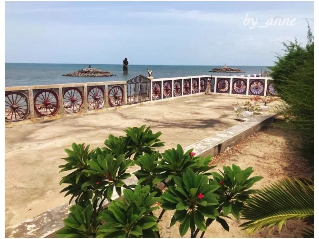 ขายบ้านพร้อมที่ดิน บ้านพักติดริมทะเล ชายหาดปึกเตียน ตปึกเตียน อท่ายาง จเพชรบุรี โฉนด