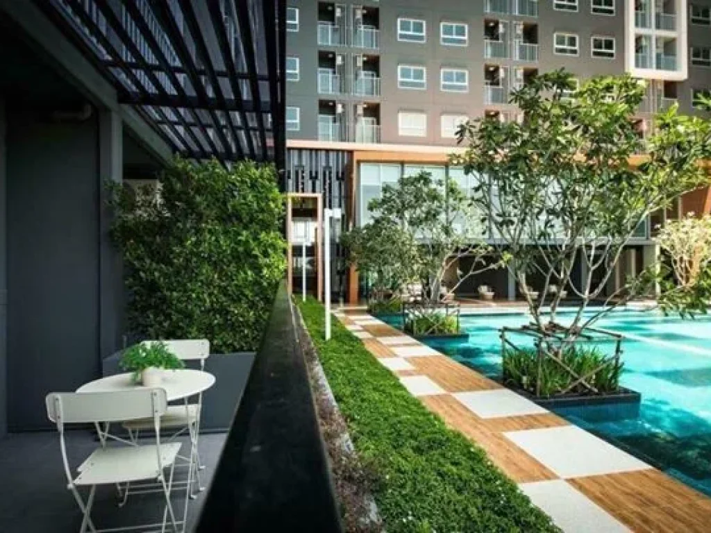 For Rent The Trust BTS Erawan nearest tollway entrance is located 11 km