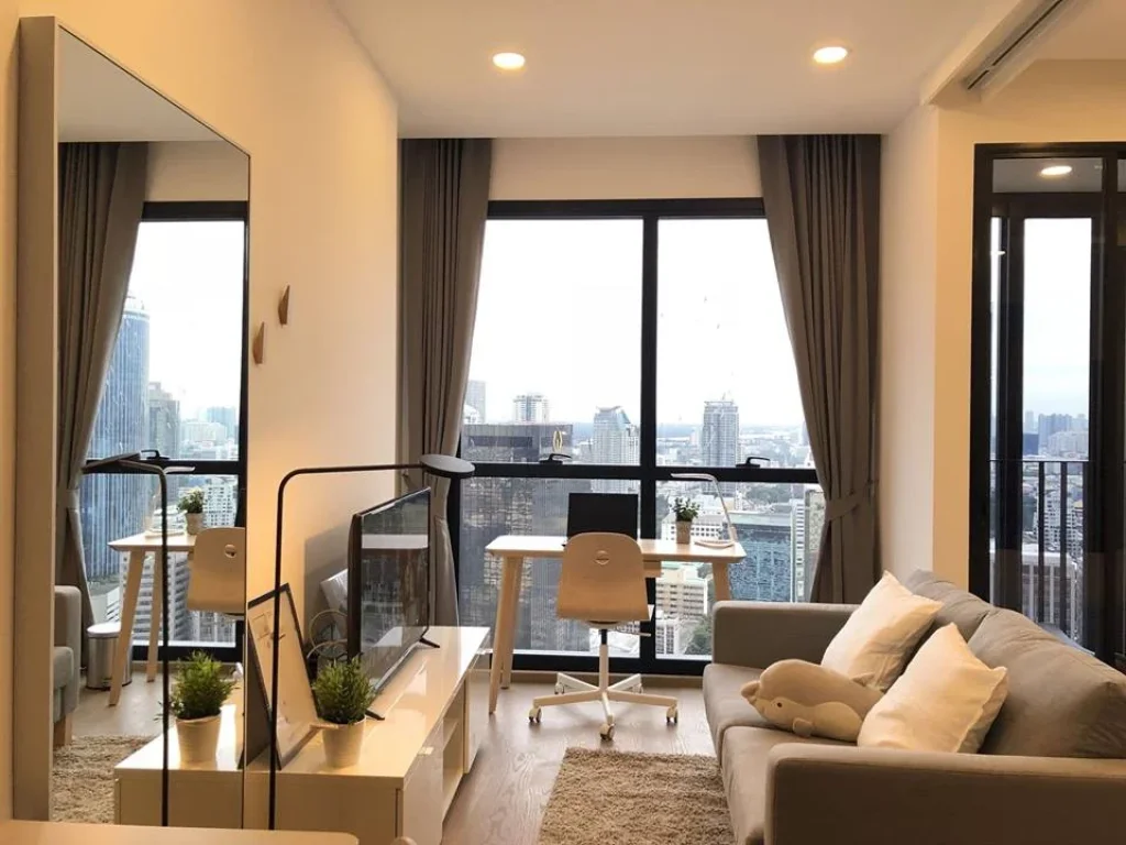 For Rent Condo Ashton Chula-Silom 1Br1Ba 29500 Bath MRT Sam Yan