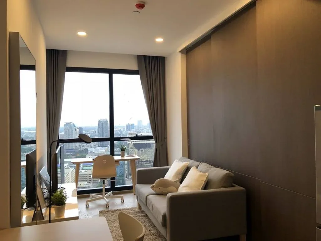 For Rent Condo Ashton Chula-Silom 1Br1Ba 29500 Bath MRT Sam Yan