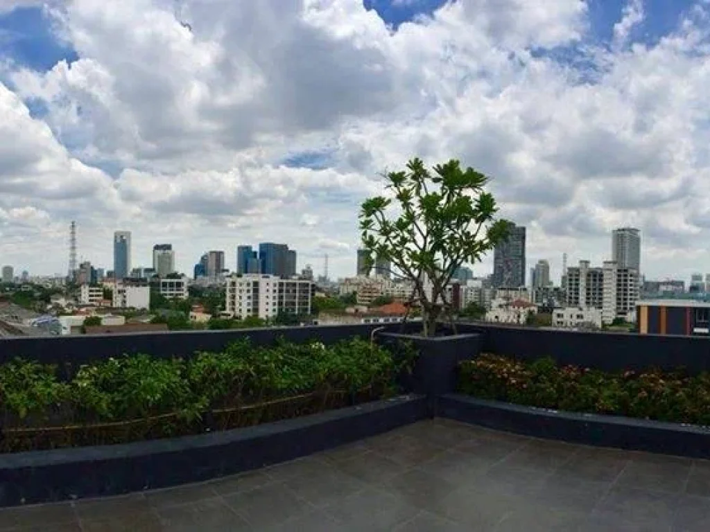 ขายหรือให้เช่า The Unique 19 เพียง 12000 บาท Sale Rent The Unique 19 12000 Bth