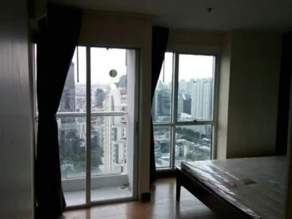 Silom Sweet Condo 1 bed for sale or rent ให้เช่าคอนโด 1 ห้องนอน สีลมสวีท ใกล้ BTS