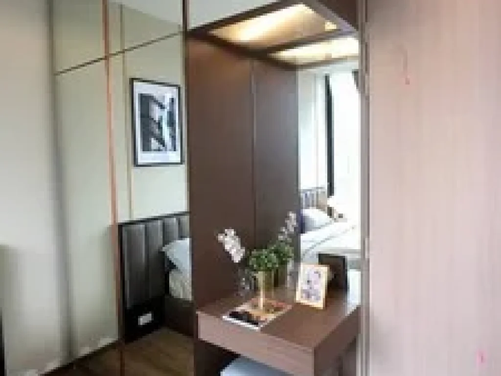 For Rent Park 24 2Br 58 sqm 55000 THB Near BTS Phrom Phong High Floor