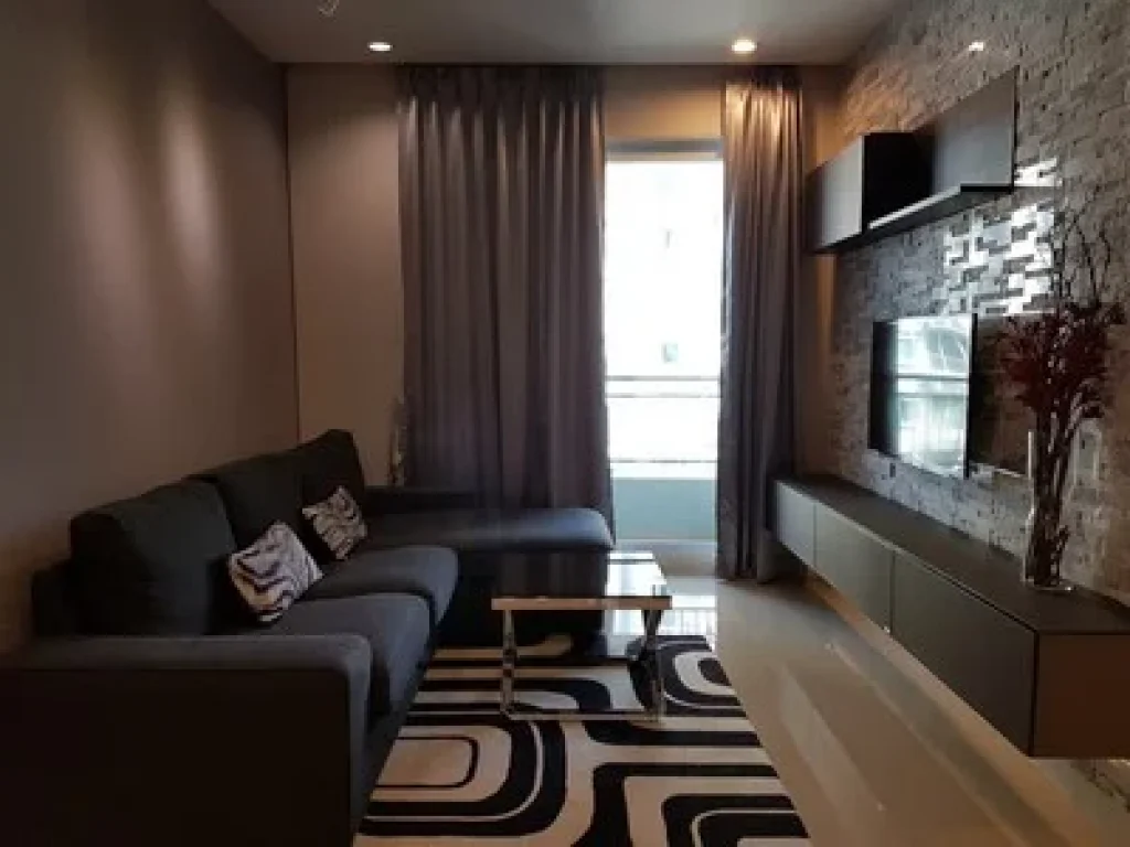 ขายคอนโด Circle Condominium เซอร์เคิล คอนโดมิเนียม1ห้องนอน 1 ห้องน้ำ ขนาด 47 ตรม