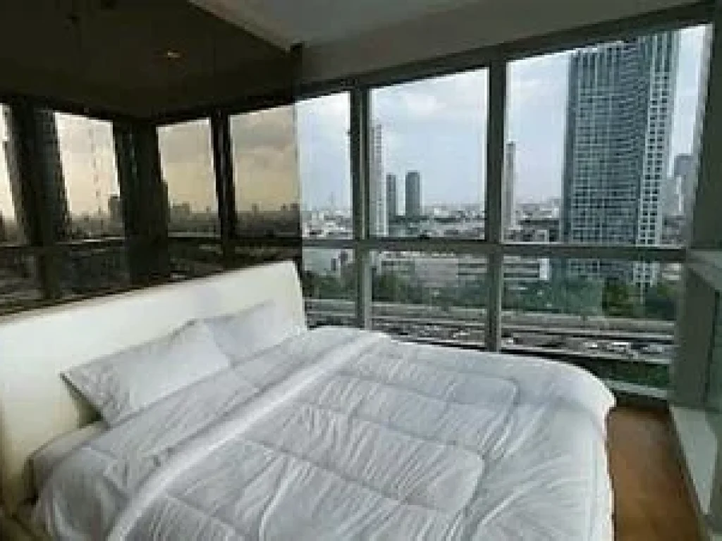 For Rent The River 76 sqm2BR 52000 THB Near BTS Krung Thon Buri Very nice room View River