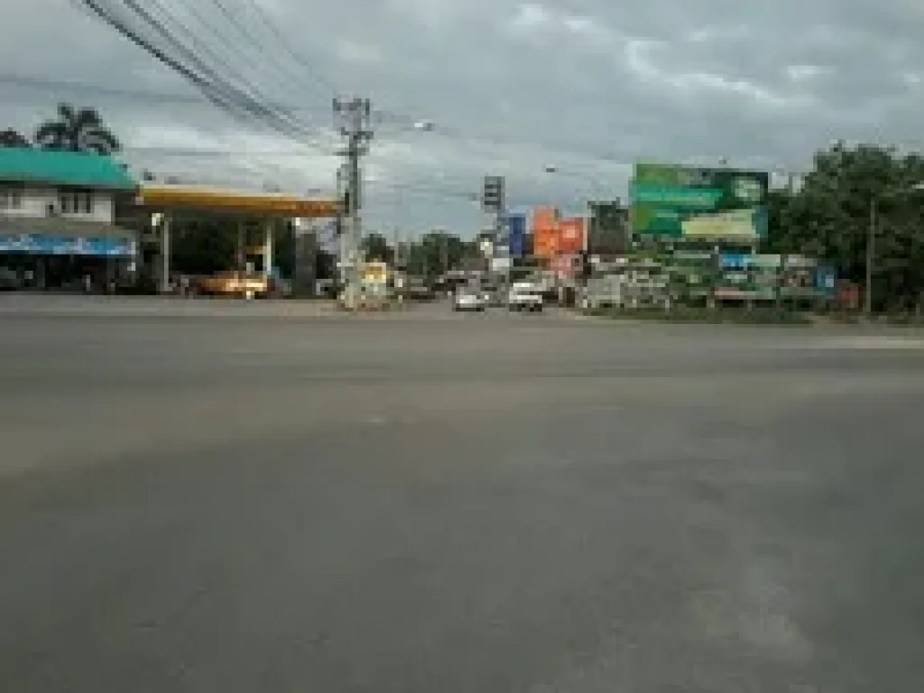 ขายที่ดิน 200 เมตร ถมแล้ว ติดถนนดำทางเข้าหมู่บ้านบ่อทองคำ 1 กม