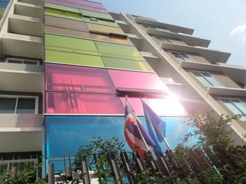 คอนโด The Colory Vivid Condo ใกล้รถไฟฟ้าใต้ดินห้วยขวาง 200 เมตร