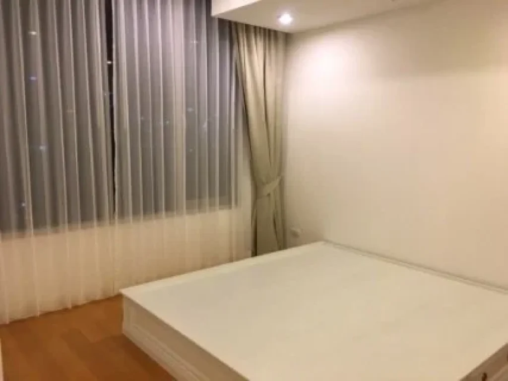 for rent Condo CHAMCHURI SQUARE RESIDENCE 230sqm 4BED level17 MRT SAM YAN fully furnished