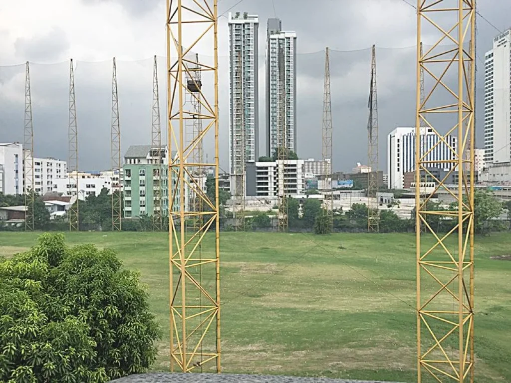 ขายทาวน์เฮ้าส์ 3 ชั้น ซอย ไพศาล ประชาราษฎร์บำเพ็ญ 7 แยก 3 ทำเลทอง ใกล้MRT ห้วยขวาง เพียง 5 นาที เหมาะเป็นที่พัก ออฟฟิศ โฮสเทล