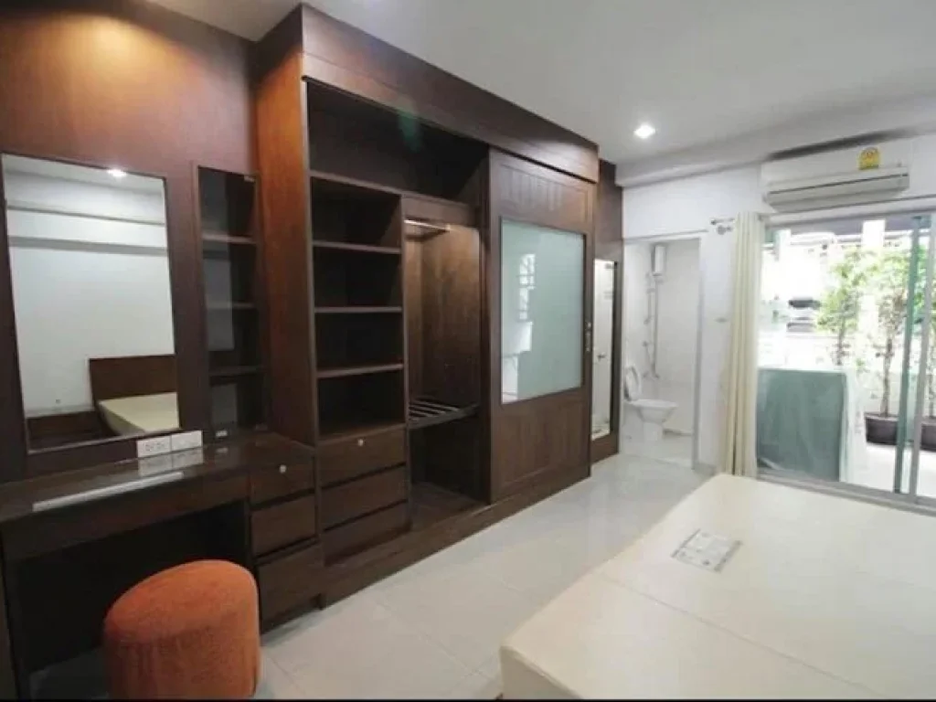 CR1023Condo For Rent Aree Place Condominium Near BTS Aree 150 M Price 15000THBMonth